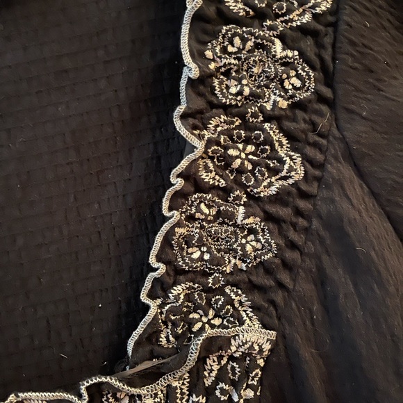 Jane Ashley black gauze shirt, embroidered - Picture 4 of 6